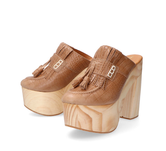 SOFIA CASADEI, arena