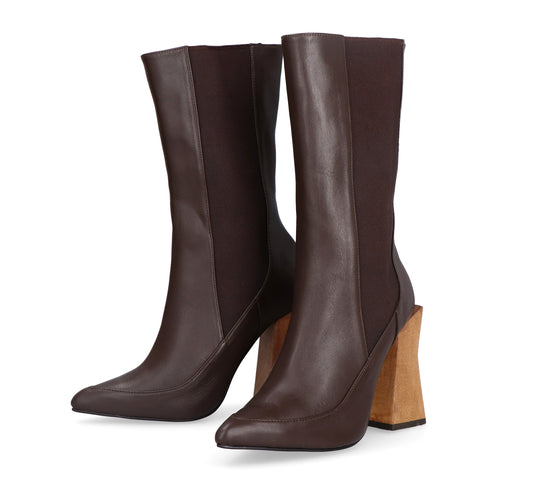 PRISCILLA NAPA, café