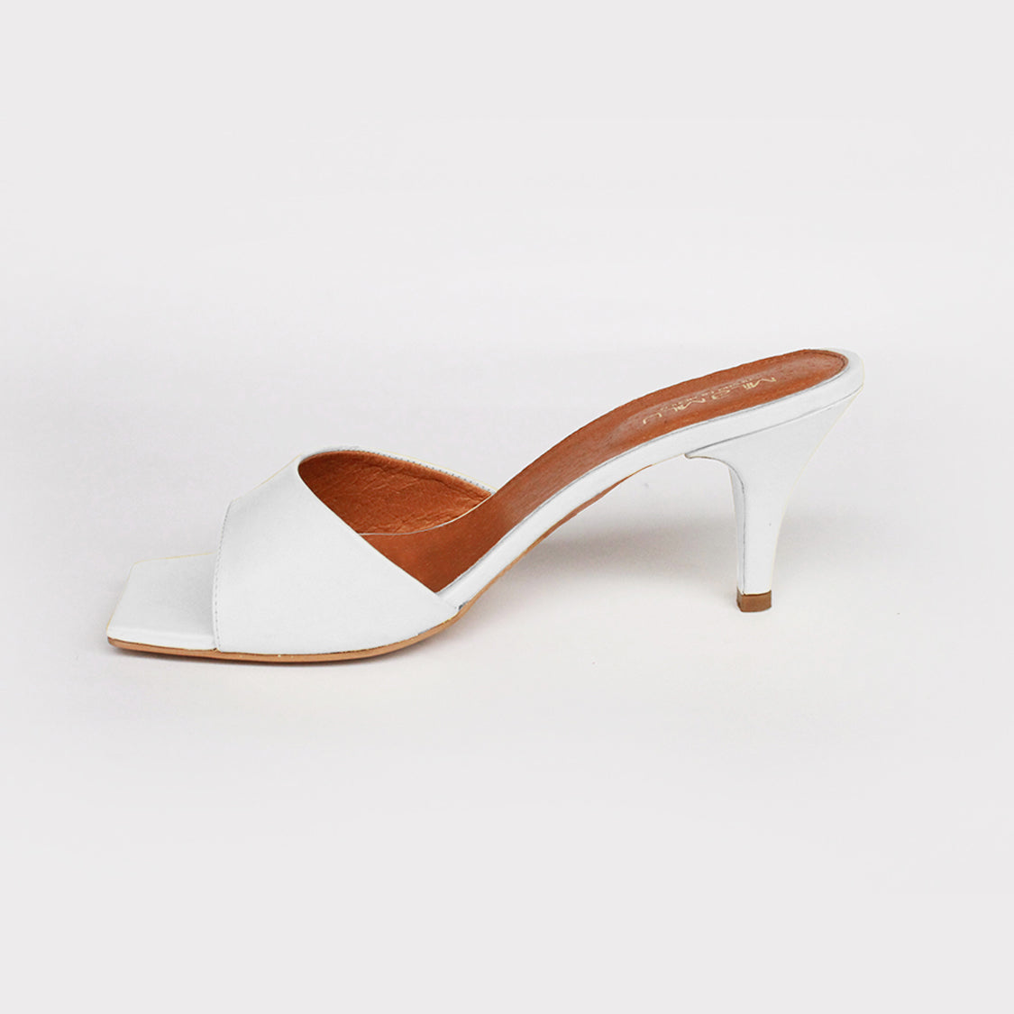 ALITA ZENECA, BLANCO