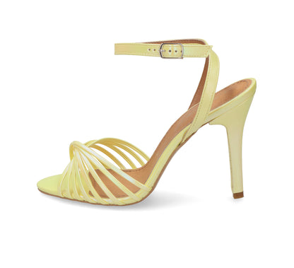 Nicolas Amarillo – tacones amarillo de Mila Milu