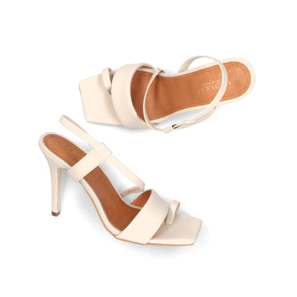 Charles Vestimenta Hueso – tacones en color hueso de Mila Milu – vista 2