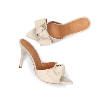 Nairobi Napa Hueso – tacones hueso de Mila Milu – vista 3