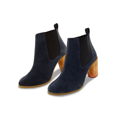 Emanuelle Velvet – botas de Mila Milu