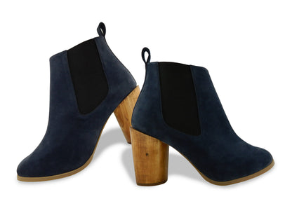 Emanuelle Velvet – botas de Mila Milu – vista 2