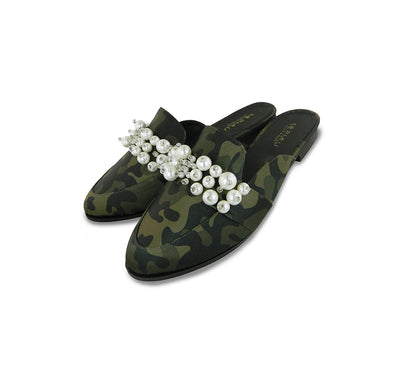 Cami Militar – mocasines en color verde militar de Mila Milu