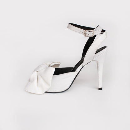 Cyclone Lino – tacones en color blanco de Mila Milu – vista 3