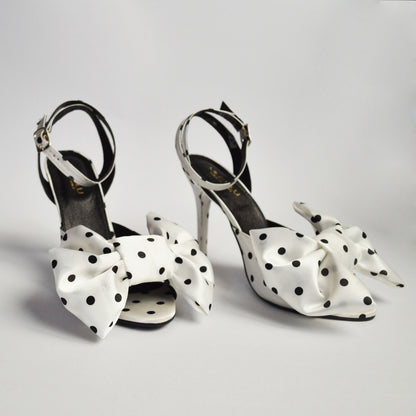 Cyclone Boleado – tacones en color blanco de Mila Milu